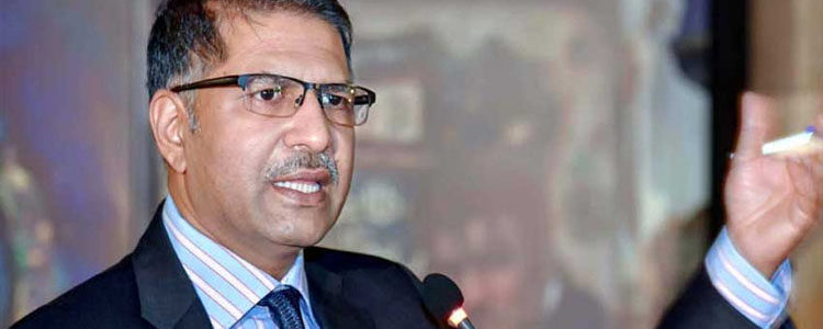 Ali Zafar presents Guidelines for power sector to trounce energy crisis